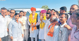 Rupala attends Tilwara cattle fair in Barmer, distributes prizes